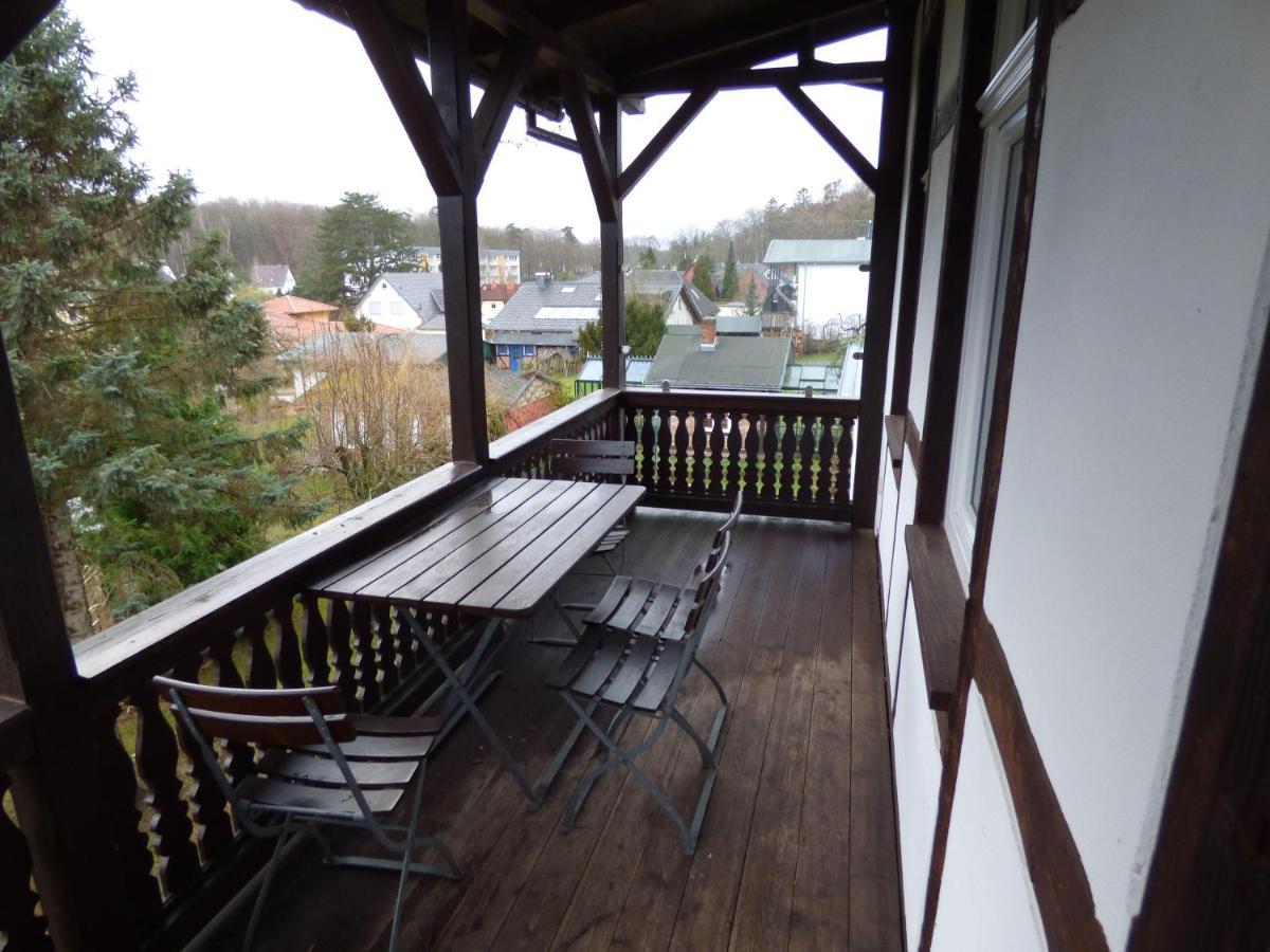 Sonnige-Ferienwohnung-100Qm-Im-1-Obergeschoss-Der-Villa-Walhall-In-Einem-Parkaehnlichen-Garten Sellin  Exterior foto